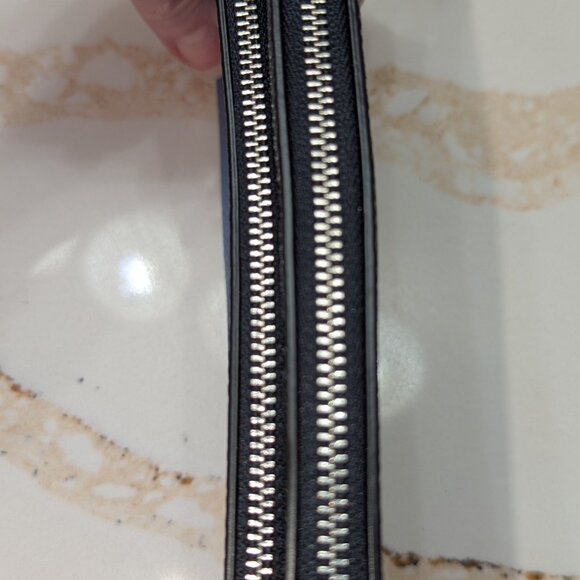 Coach leather double zip wristlet/wallet in blue/black. Large, EUC! - Picture 8 of 12